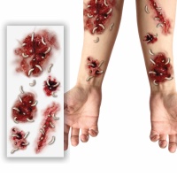 Tatouages temporaires avec blessures d'asticots